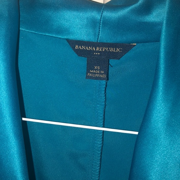 Top - Picture 2 of 3